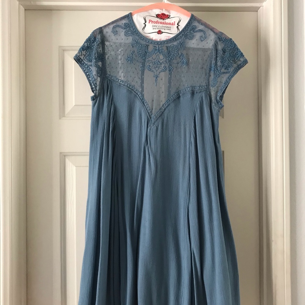 Kimchi Blue mini dress (USED but good condition)